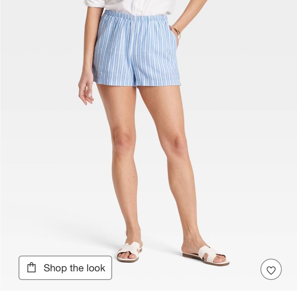 Linen blue striped shorts